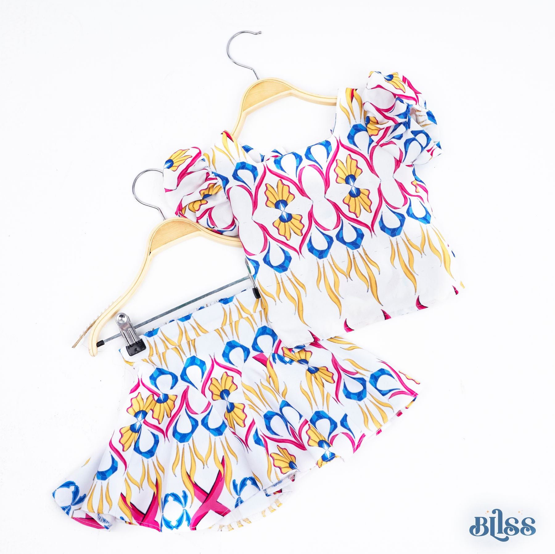 Set of 2(Printed Ruffles Skirt + Printed top with back Ribbon) ) - image 4