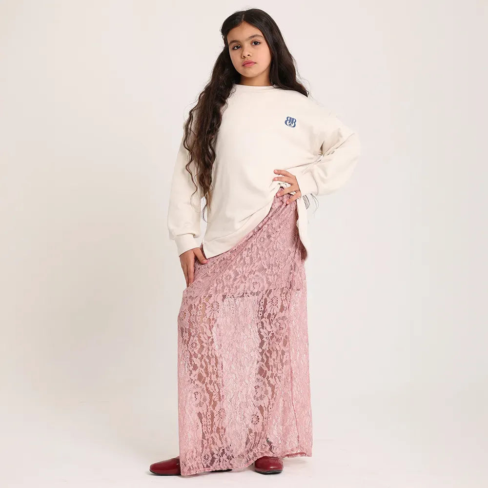 Lace skirt with side slit - image 3